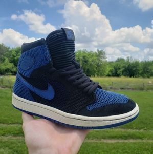 Jordan 1 Royal Toe Flyknit GS, Sz 4y